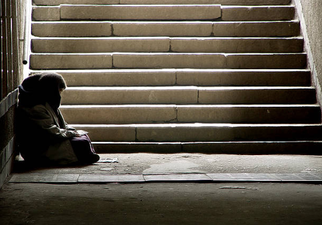 Employee fired after writing cruel note on homeless woman’s takeaway cup