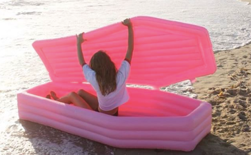Coffin pool floats are now a thing and they appeal to the summer goth inside us all