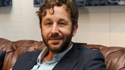 Chris O’Dowd just trolled Donald Trump in the BEST way possible