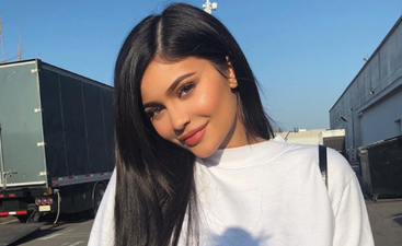 A GoFundMe page to make Kylie Jenner a billionaire actually exists and I’m calling in sick