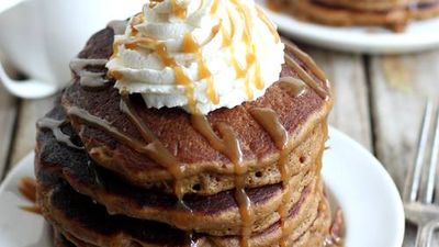 These caramel latte pancakes are absolutely brunch goals