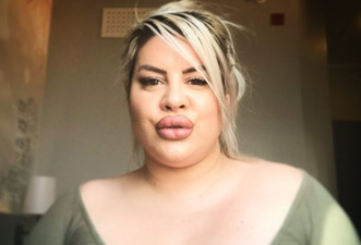 This model is eating a Nutella and pizza diet to get ‘world’s biggest bum’