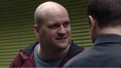 We don’t know how the producers missed this silly blunder on EastEnders last night