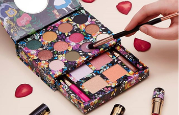 Penneys has released a STUNNING Alice in Wonderland makeup collection