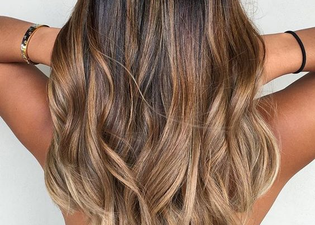 Sombre hair is like ombré’s sexy sister, and you’re going to LOVE it