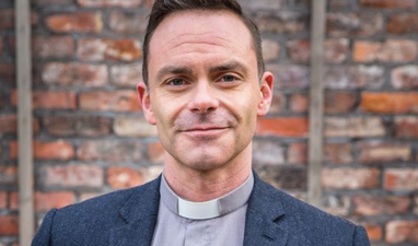 Corrie’s Daniel Brocklebank bodies fan who criticises his acting