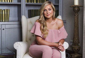 The gorge Aimee Connolly has released the HANDIEST makeup product