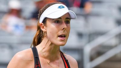 Alize Cornet given code violation at US Open for changing her top mid-game