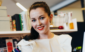 #MakeAFuss: How a Galway woman landed a job running Teen Vogue’s social media