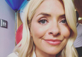 Holly Willoughby’s €52 Topshop skirt is just perfect for autumn