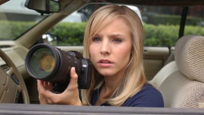 The first details about the Veronica Mars revival are here and we can’t wait