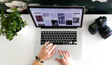 Research says that this is the best time of the week to send a job application