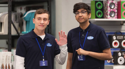 All the reasons why you should be watching Atypical on Netflix (there’s 10 FYI)