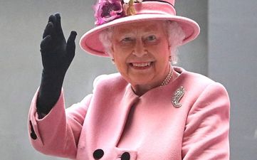 You won’t BELIEVE who is on the Queen’s Christmas card list this year