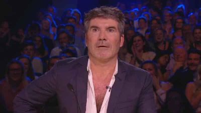 One the X Factor contestants FELL OFF the stage during the six chair challenge