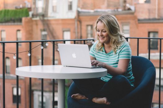 #MakeAFuss: The ex-RTÉ journalist who writes personalized poems for a living