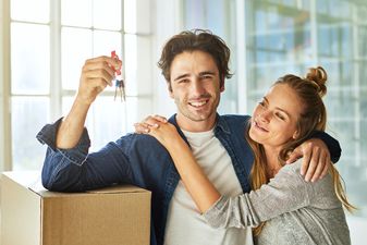 Expert says every couple has to talk about THIS subject before moving in together