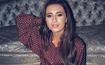 Dani Dyer bodies fan who gave out to her for cancelling meet and greet to go on holiday