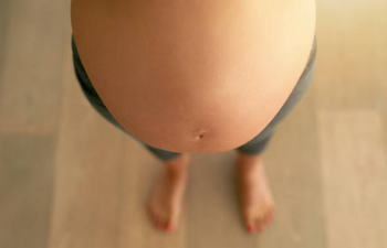 Women should wait one year between giving birth and getting pregnant, says study