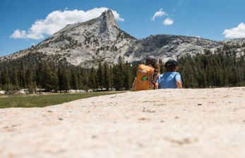 Couple die while taking a selfie at a cliff edge in Yosemite National Park
