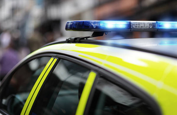 Police respond to shocking note left on car during domestic abuse call