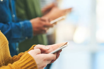 Have an iPhone, yeah? Turns out you’re a ‘rich’ person