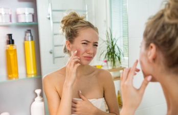 Woman finds the weirdest, most bizarre way to get rid of her spots