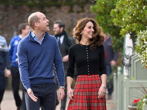You can buy a dupe of Kate Middleton’s skirt for only €40 in H&M