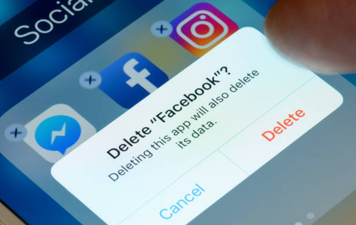 More elderly people than teens are using Facebook in Ireland