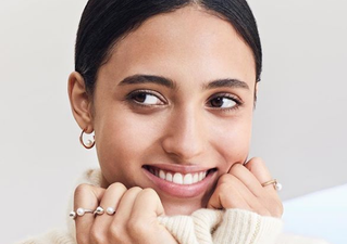 We are obsessed with this stunning €79 ring from Pandora’s Christmas collection