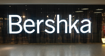 This popular Bershka dress is now reduced to €12.59 so, snap it up before it’s gone