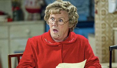 8 things that happen in EVERY Irish household on Christmas Day