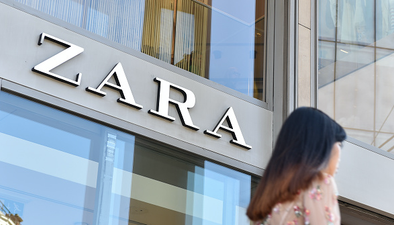 We completely missed this €18 Zara skirt in the sale but TG, it’s still available