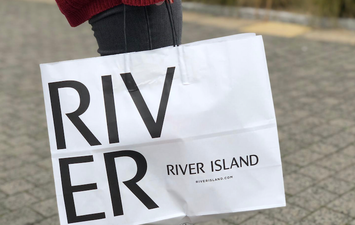 This River Island dress is SO flattering and a true style steal at just €40