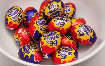 White chocolate Creme Eggs are BACK – find one and you could win €10,000