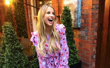 ‘Embarrassed, sweating profusely’ Vogue shares her first time breastfeeding in public