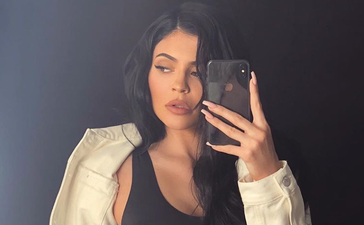 Kylie Jenner just had her makeup done by a robot and the outcome is scary