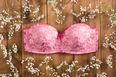 There’s FINALLY a strapless bra gals with big boobs are vouching for