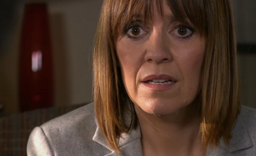 Emmerdale’s Rhona left fighting for her life after freak farm accident