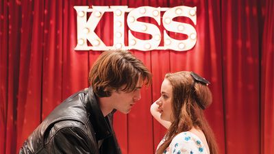 Official: The Kissing Booth is getting a SEQUEL, and we’re so freakin’ excited