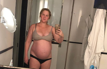 ‘#DidntPuke’ Amy Schumer’s latest pregnancy selfie is a triumph