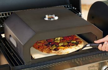 Aldi is selling an BBQ pizza oven for €50 and we need it for summer nights in