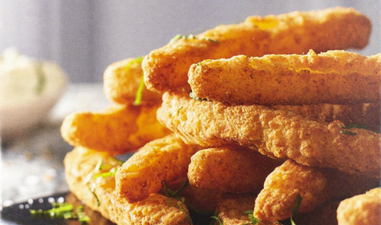 Aldi’s bestselling €3 crispy halloumi fries are back and we’ll take 40 boxes, thanks
