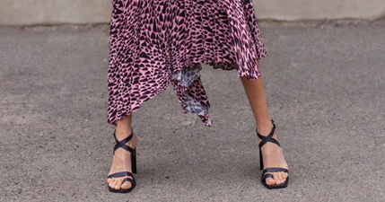 Topshop’s €40 Taylor skirt is BACK in stock and now’s the time to pounce