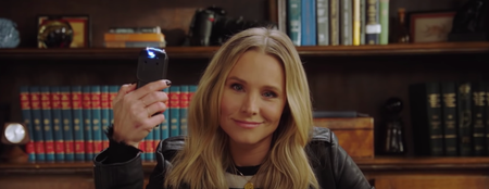 The first trailer for the Veronica Mars revival is finally here