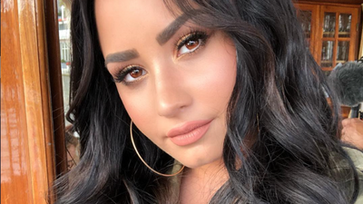 Demi Lovato has gone for a dramatic new hair change (and we adore it)