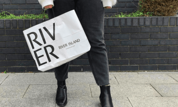 €43 River Island dress