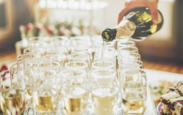 Bride asks if it’s rude to skip open bar at her wedding and people weren’t happy