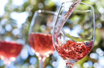 Company wants to pay you €9,000 to drink rosé in France