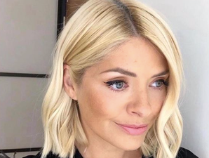 We are obsessed with Holly Willoughby’s dress from & Other Stories